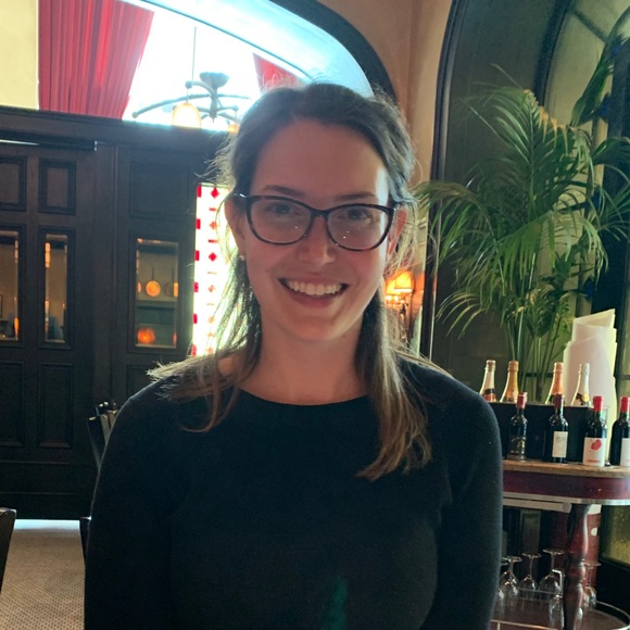 Meet your Posher, Christine - Picture 1 of 1